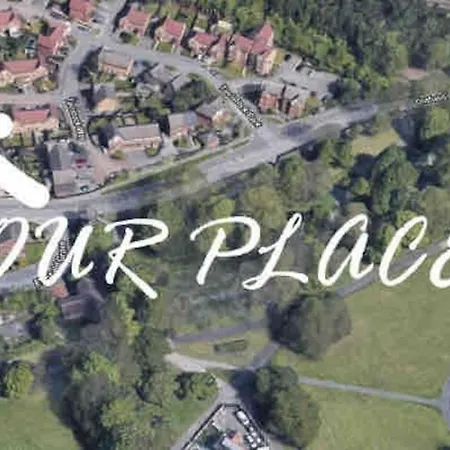 Stylish Home With Self Check-In, Free Parking, Garden, Wifi And Netflix Just 7Mins From Leeds *